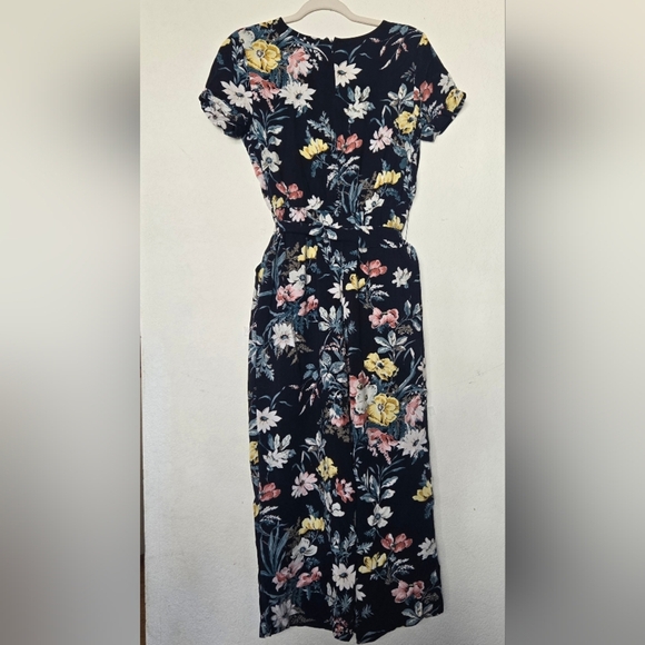LOFT Black and Pink Floral Jumpsuit with Elegant Wide-Leg Design.Size 4 - Picture 11 of 14